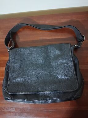 Arcadia Vintage Italian Soft Black Leather Messenger Laptop School Bag